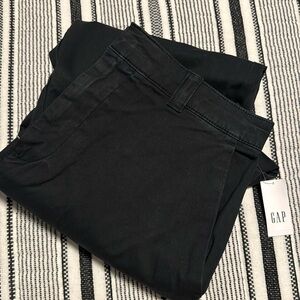 NWT GAP STRAIGHT UP KHAKI